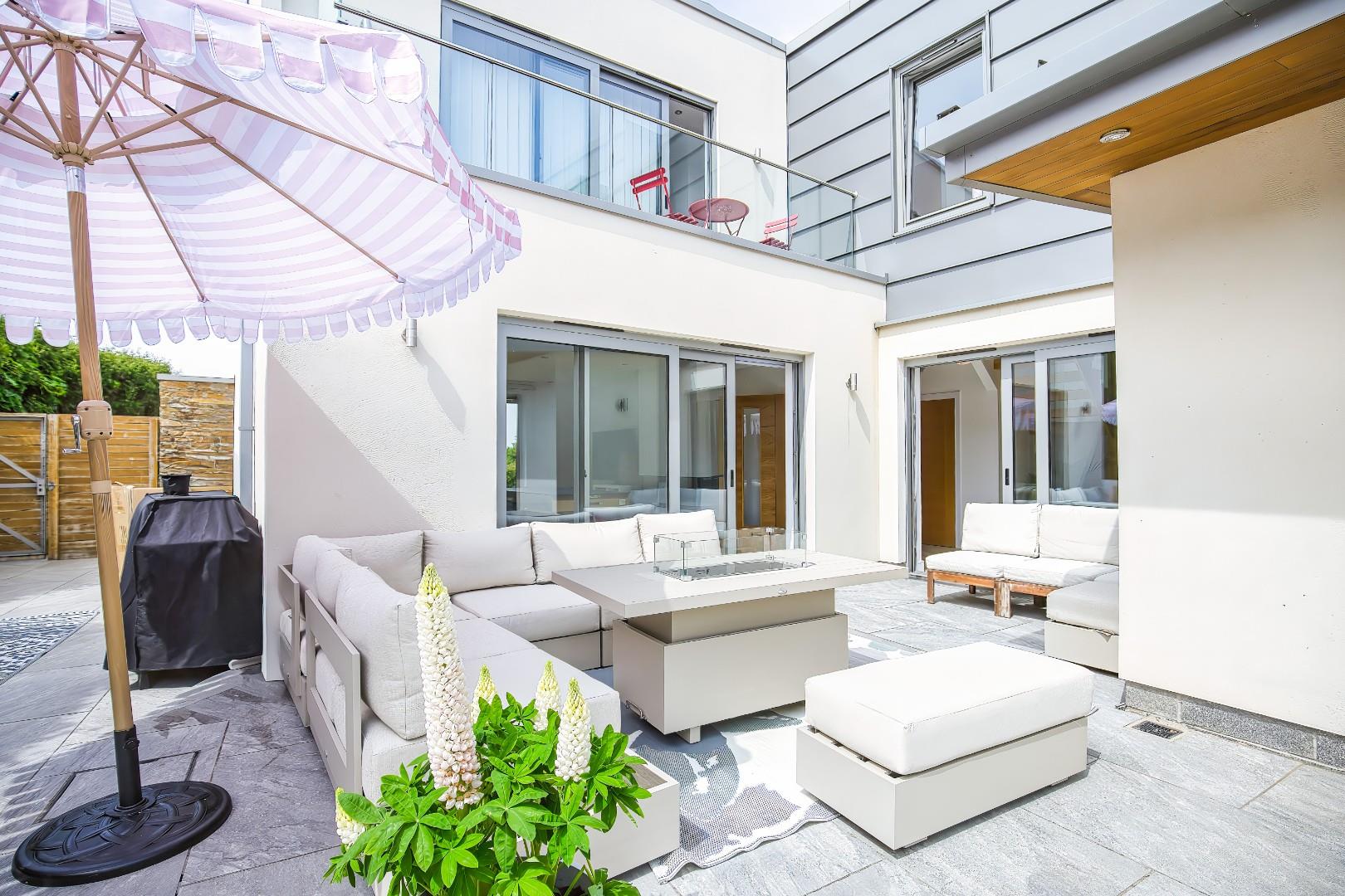 Meyrick House West, Well Lane, St. Nicholas, Vale Of Glamorgan, CF5 6SG